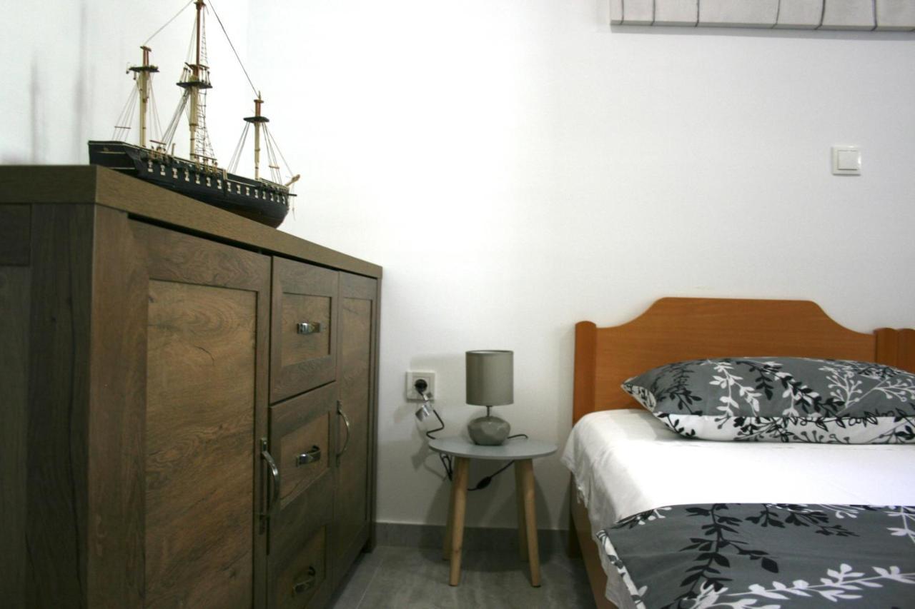 Apartments Antea Трогір Екстер'єр фото