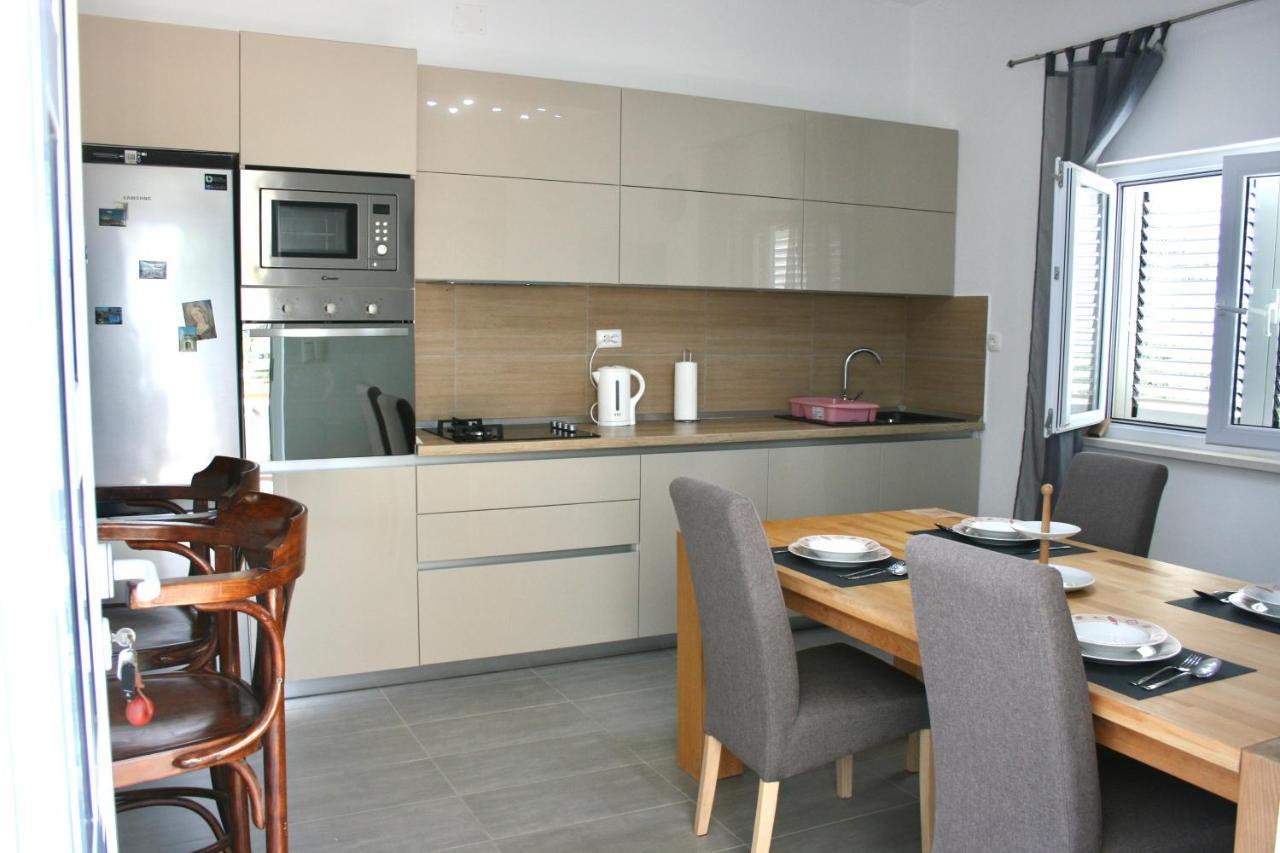 Apartments Antea Трогір Екстер'єр фото