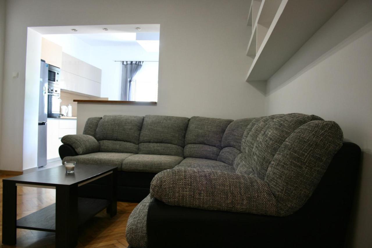 Apartments Antea Трогір Екстер'єр фото
