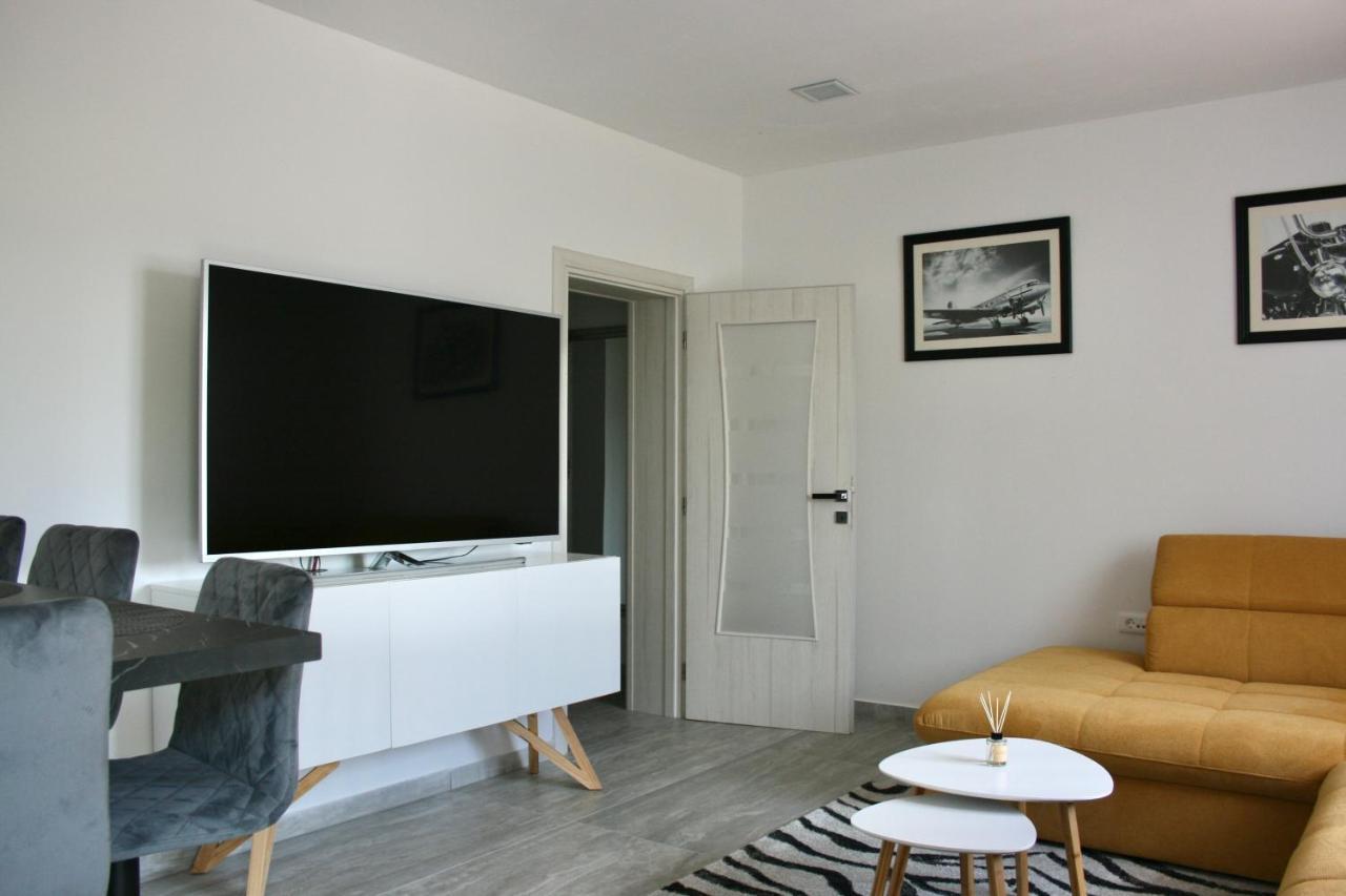 Apartments Antea Трогір Екстер'єр фото